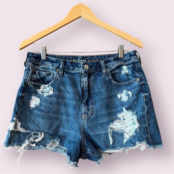 AMERICAN EAGLE High Rise Distressed Mom Shorts - Picture 1 of 7